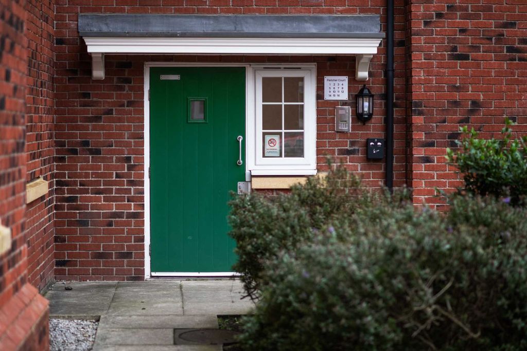 Property photo 2 of 12