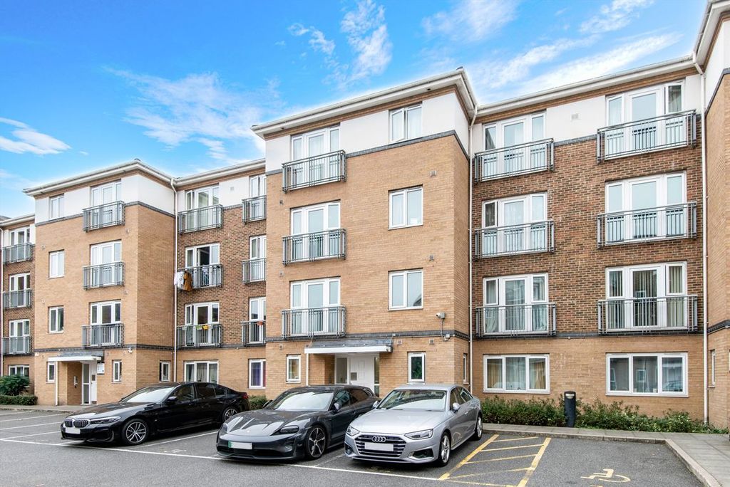 Property photo 1 of 5