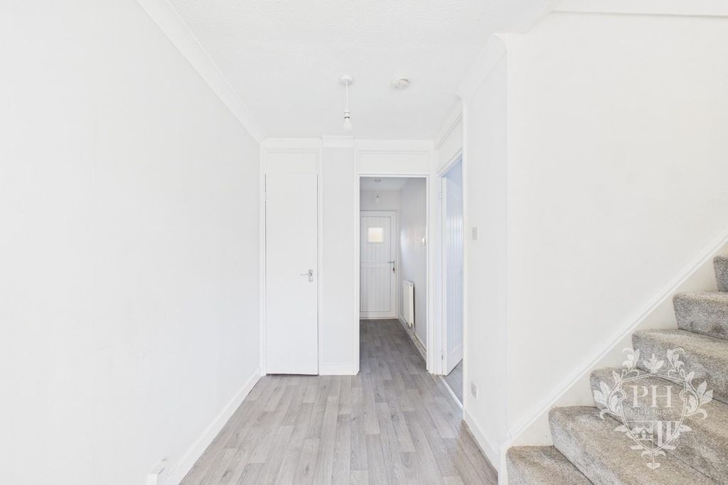 Property photo 3 of 10 Cam02002G0-Pr0234-Still006.Jpg