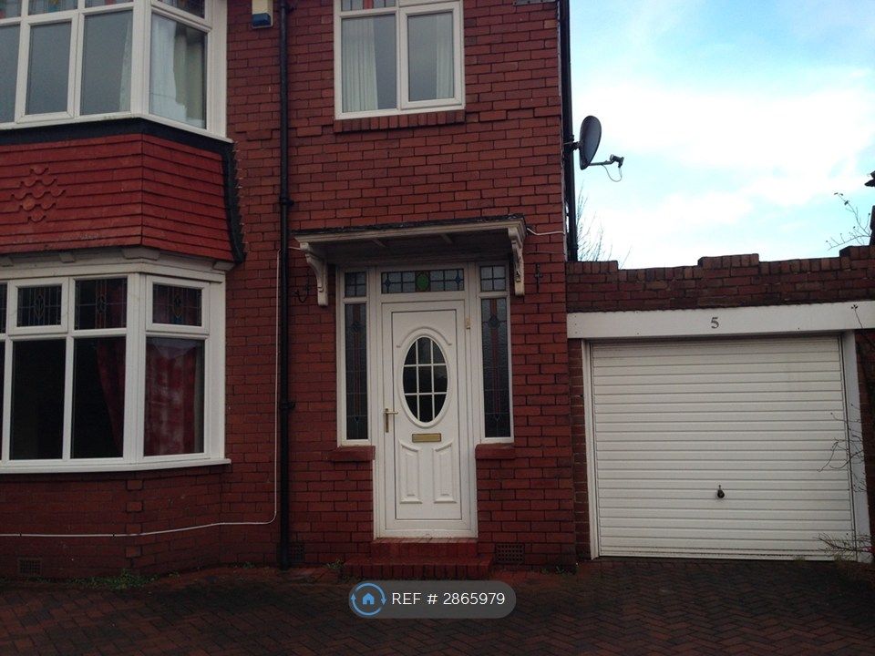 Property photo 3 of 16