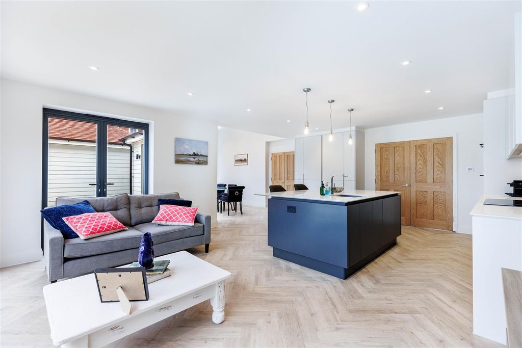 Property photo 2 of 28 Kitchen/Dining/Living Area