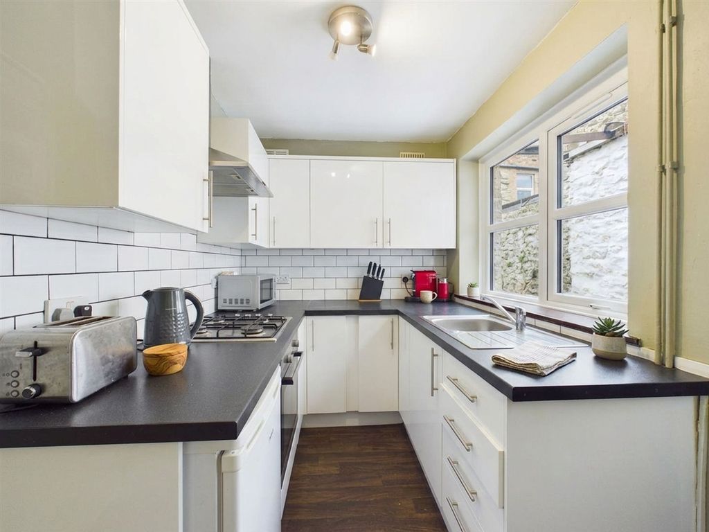 Property photo 3 of 12 The Kitchen