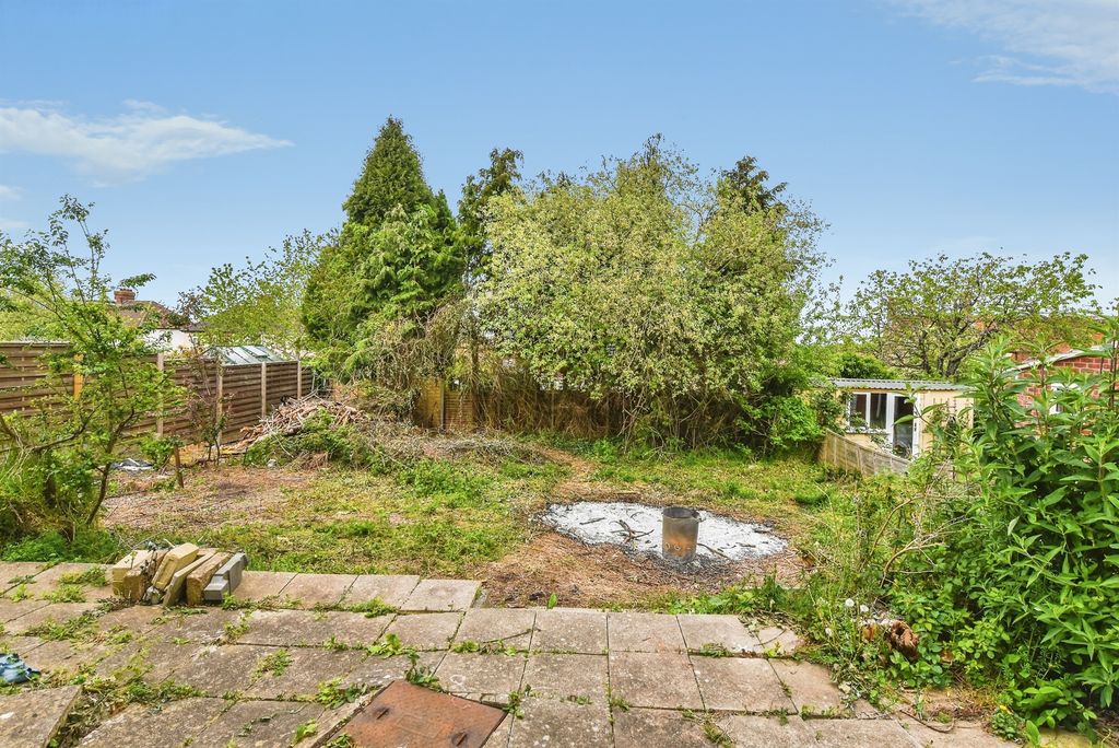 Property photo 2 of 14