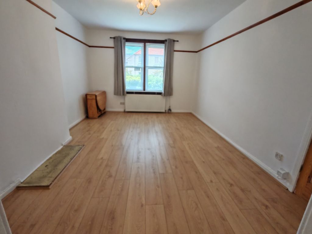 Property photo 2 of 11 Photo 2