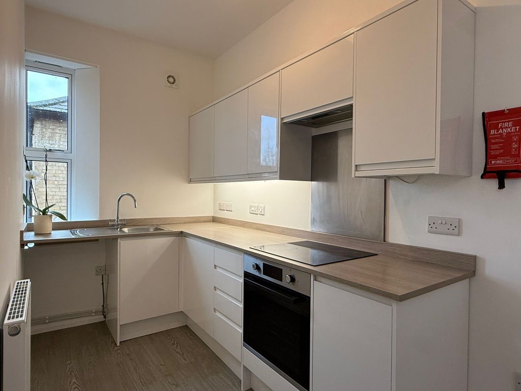 Property photo 2 of 16 Image