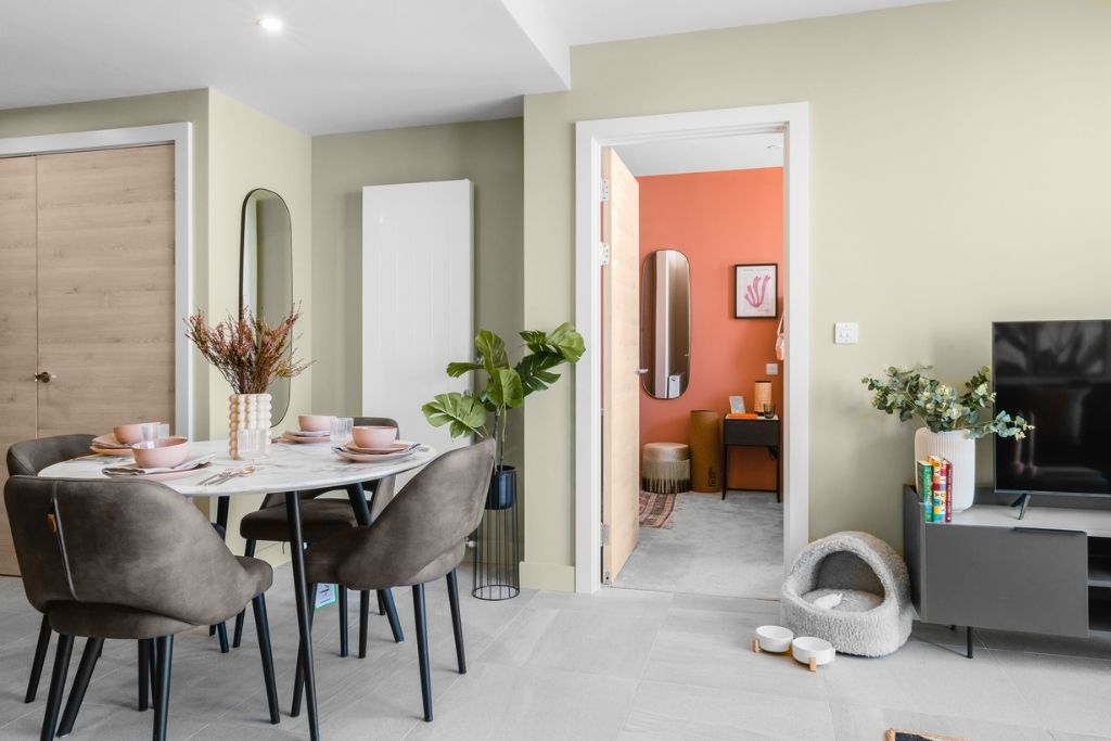 Property photo 3 of 11