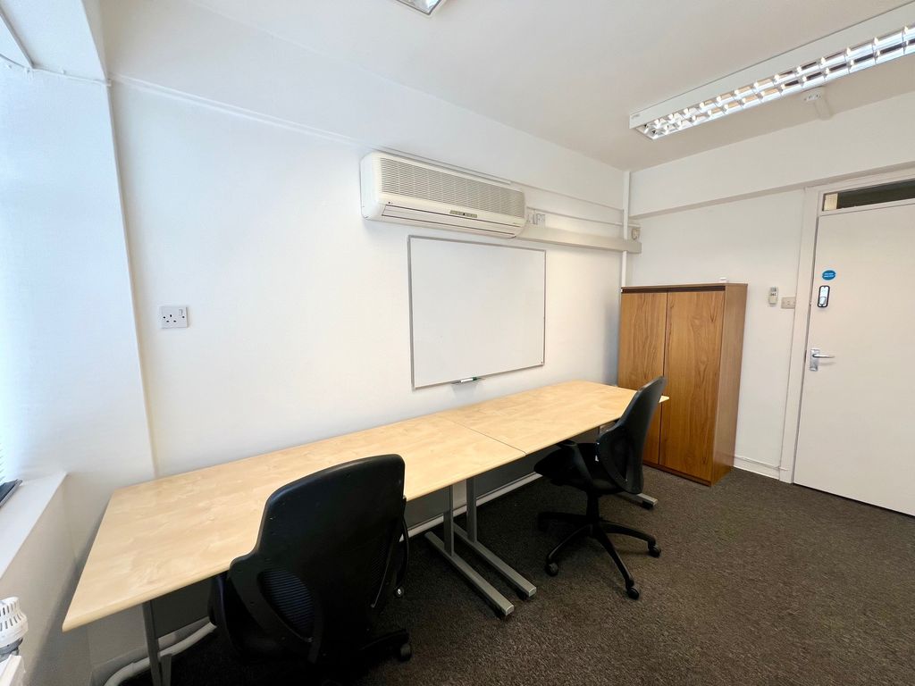 Property photo 2 of 12