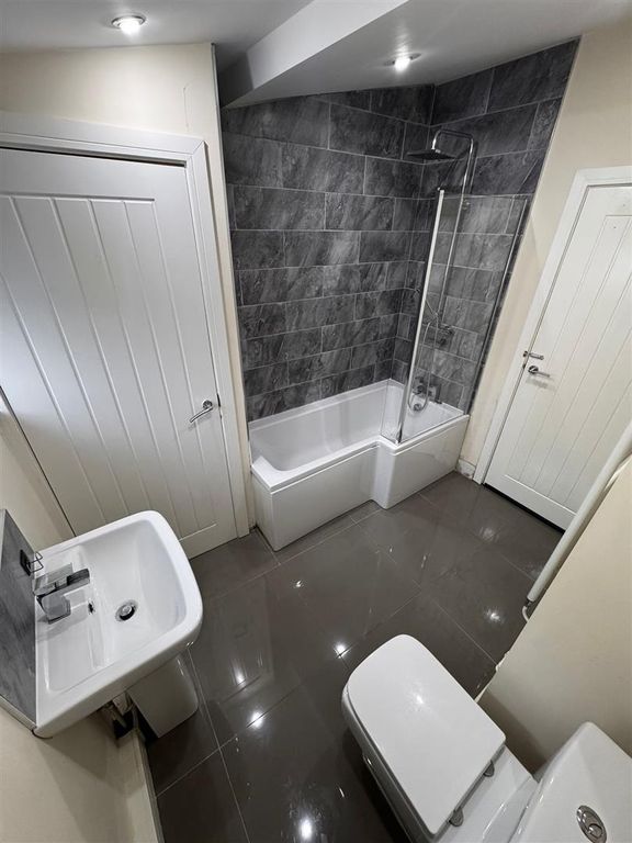 Additional image 9 of 3 bed semi-detached house to rentTon Row Ton Pentre Pentre, Pentre CF41