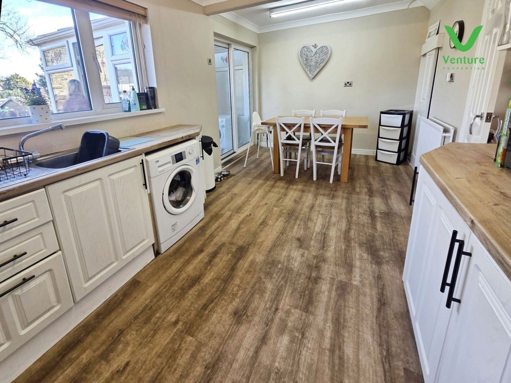 Property photo 2 of 16 Pbox-Img.Jpg