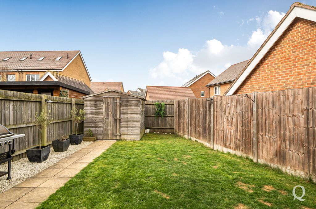 Property photo 3 of 17 Cce7A7Fa-5A1A-40B...