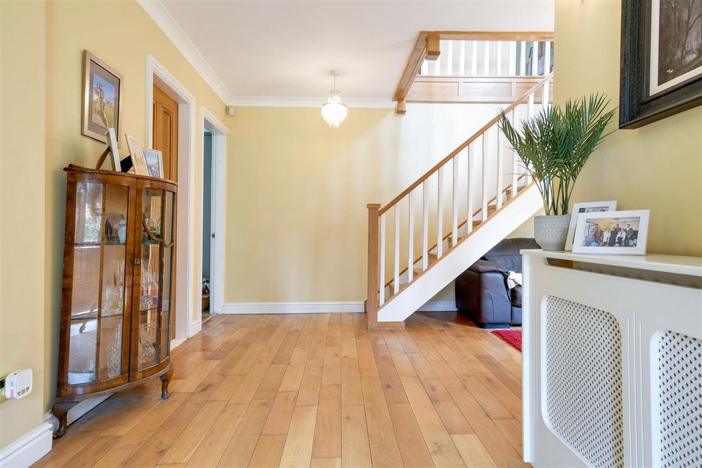 Property photo 3 of 42 Entrance Hallway