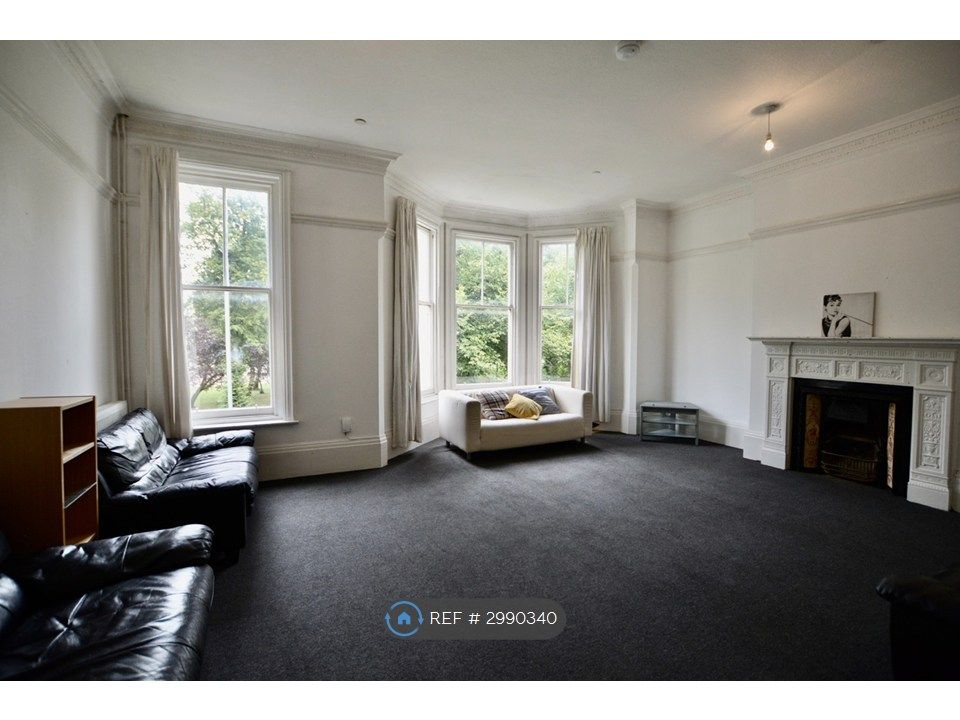 Property photo 3 of 6