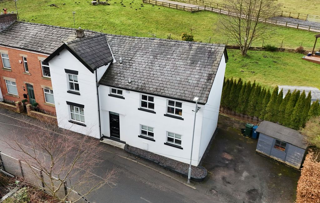 Property photo 1 of 34