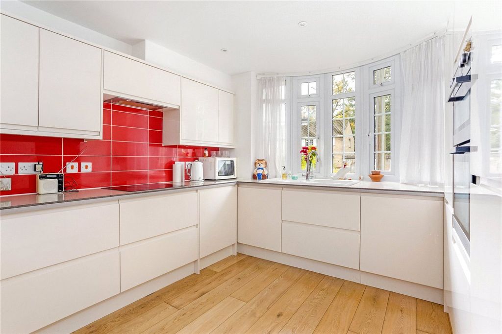 Property photo 2 of 10 Picture No. 02