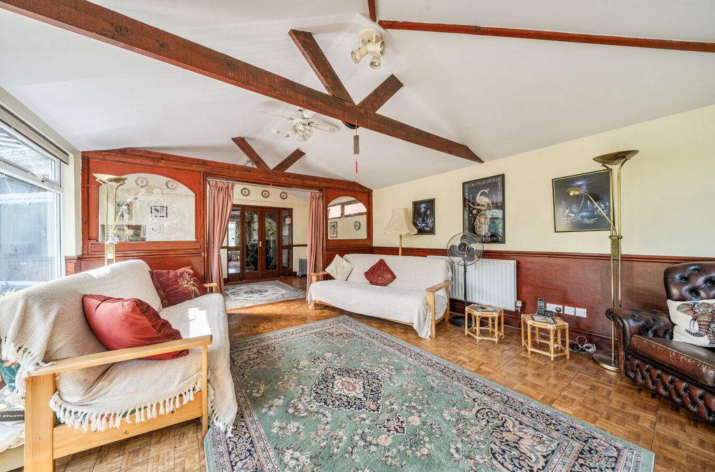 Property photo 2 of 20 1464738-5-6A115E9...