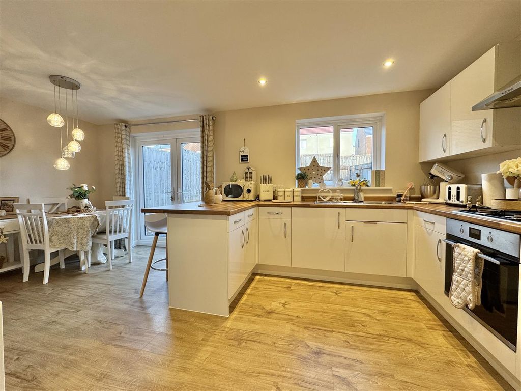 Property photo 3 of 18 Img_0950.Jpeg