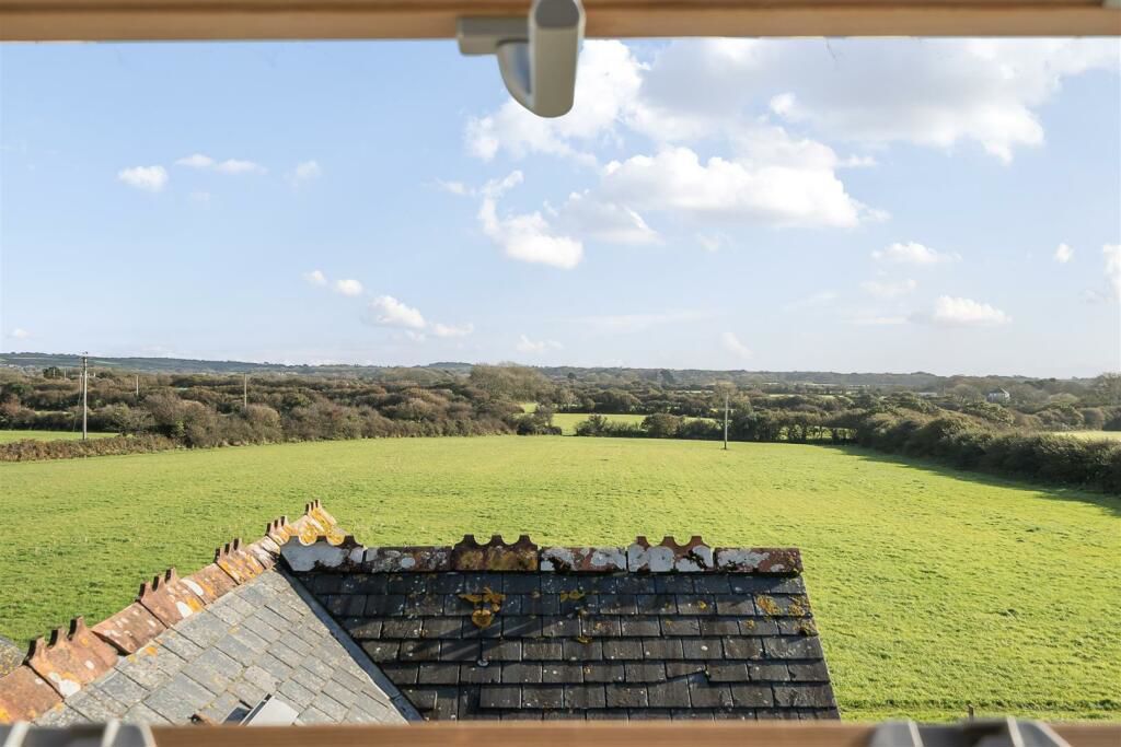 Property photo 3 of 14 View