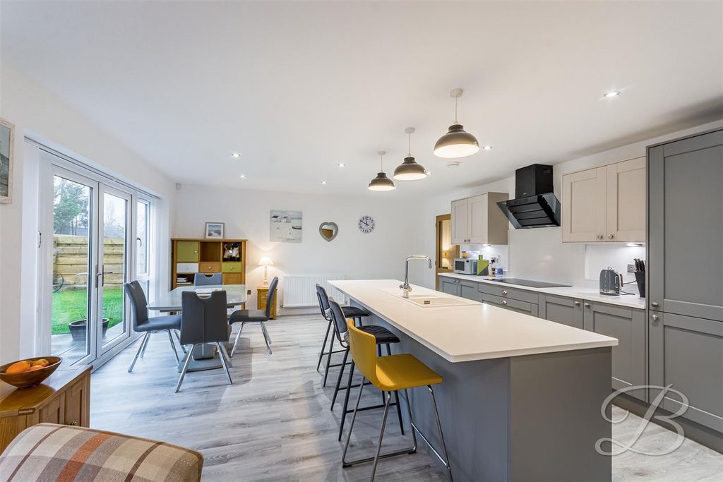 Property photo 2 of 32 Ccltd24.Jpg