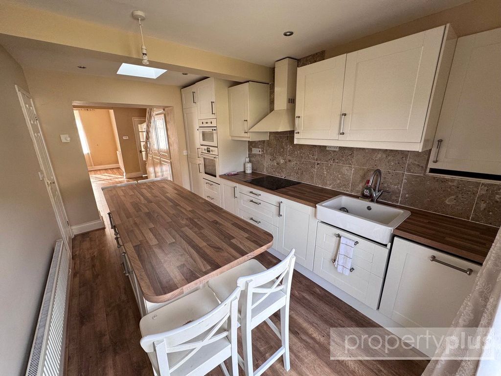 Property photo 1 of 18 Picture No. 16