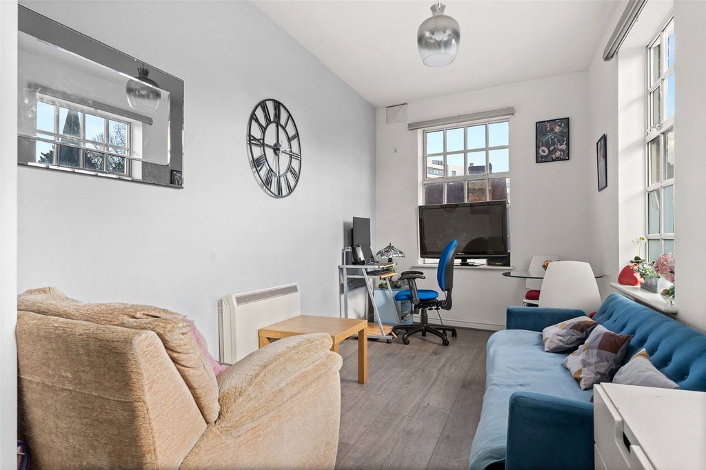 Property photo 2 of 6 Picture No. 03