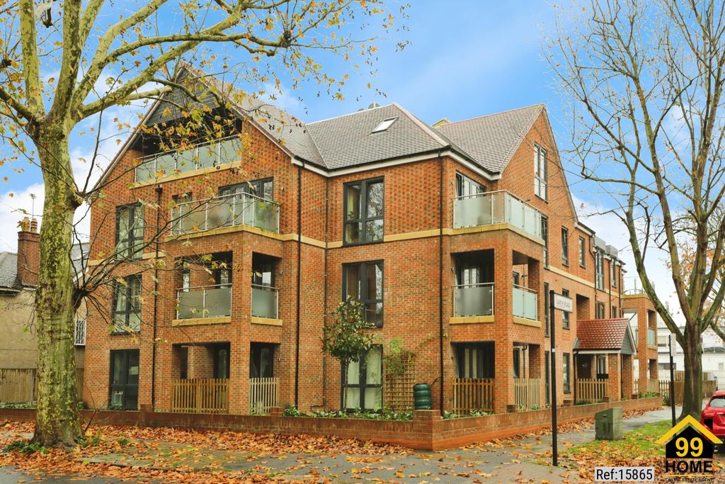 Property photo 2 of 20 Photo 1