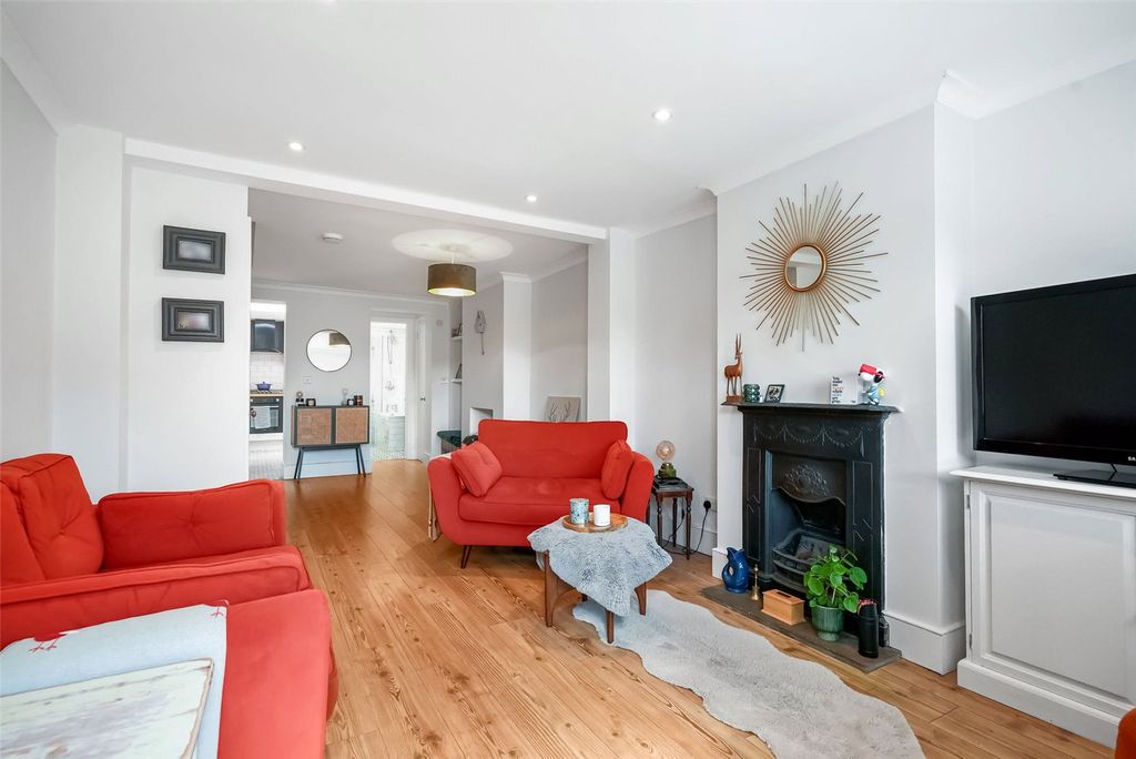 Property photo 3 of 11 Picture No. 08