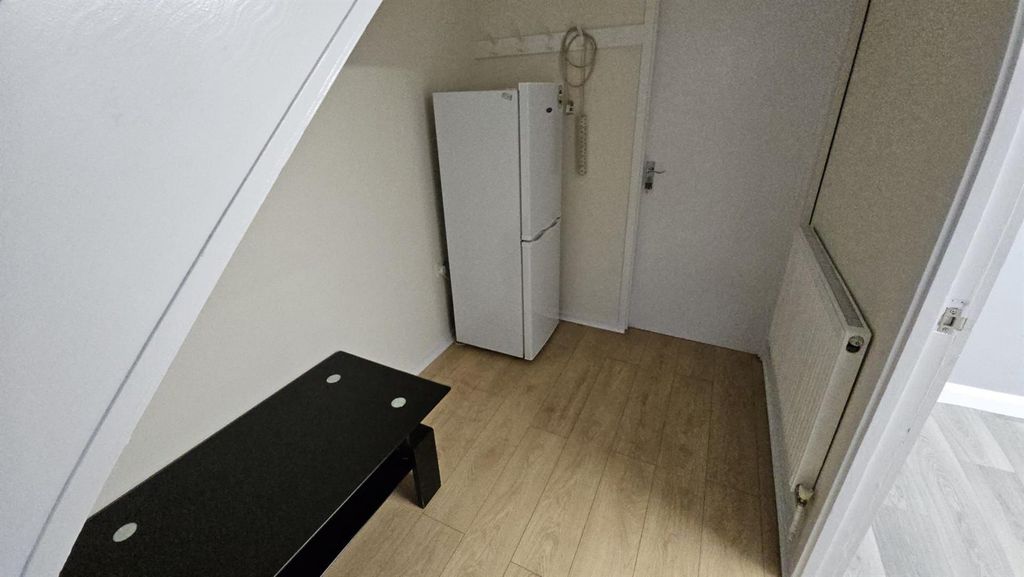 Property photo 3 of 5 Lwsuqq-Kg0Aavlir2Z7Fzw.Jpg