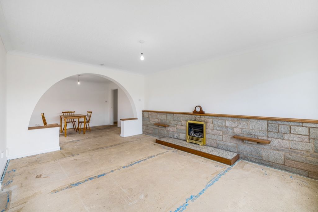 Property photo 2 of 19 38 Cathedral Drive (Spalding)-15