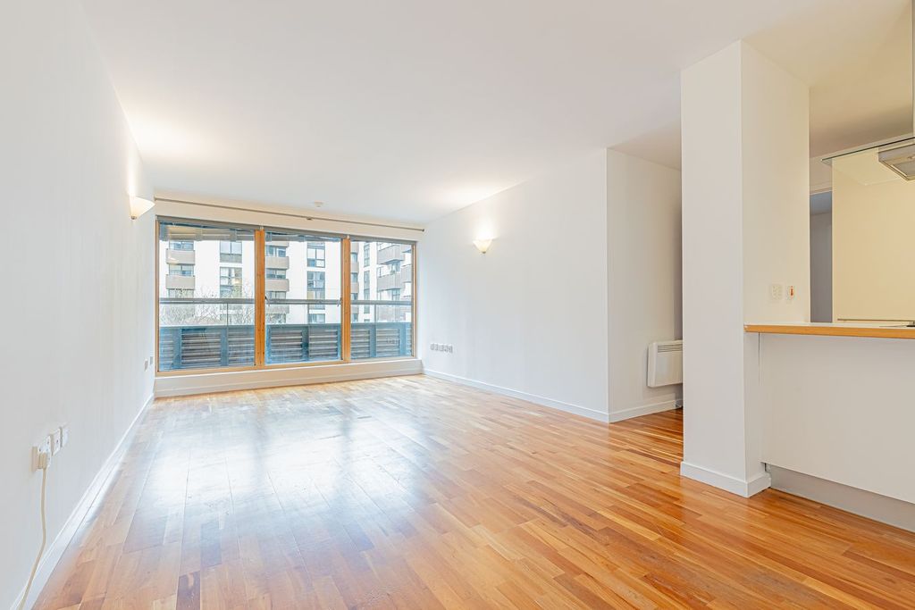Property photo 1 of 27