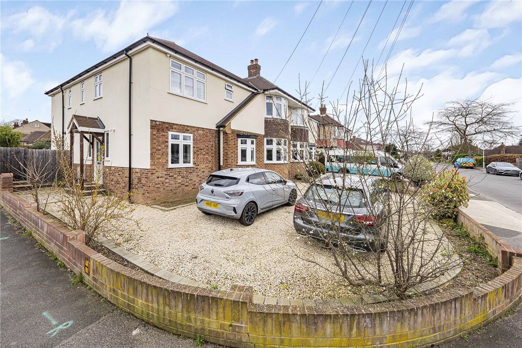 Property photo 1 of 20 Picture No. 27