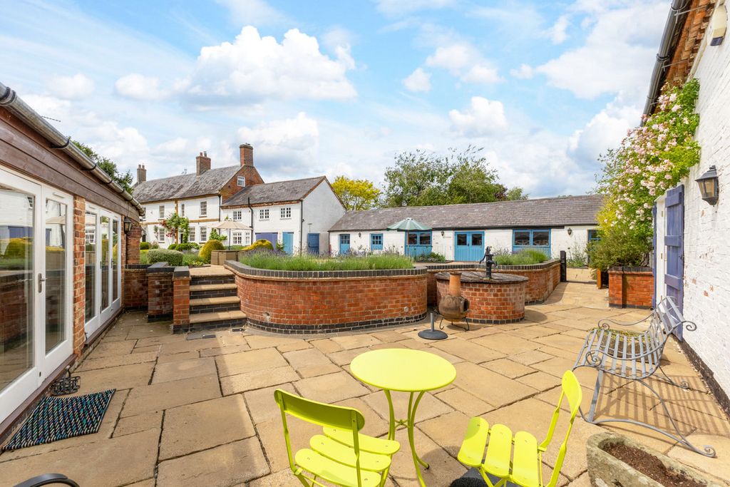 Additional image 27 of 5 bed detached house for sale9 Swinnertons Lane, Yelvertoft, Northampton Northamptonshire NN6