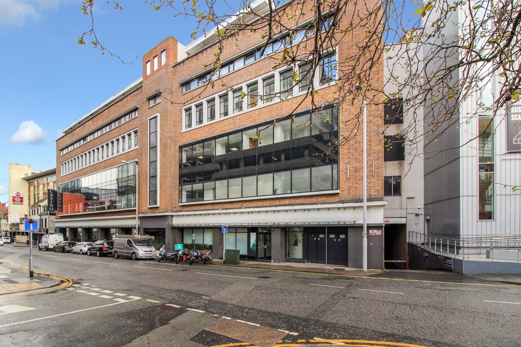 Property photo 1 of 13