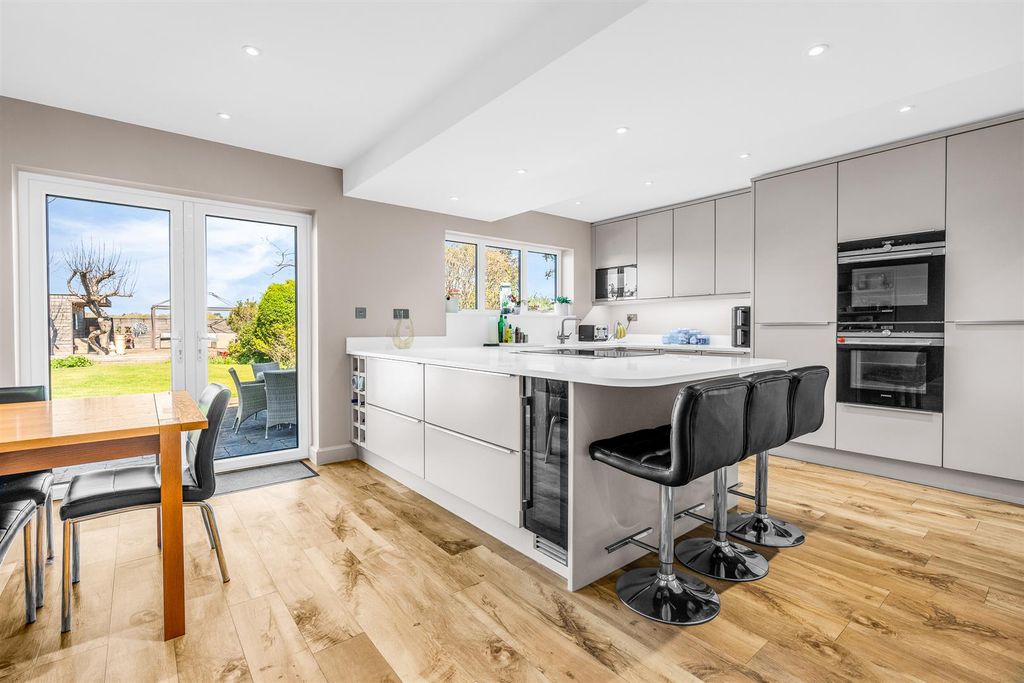 Property photo 2 of 38 Internal-9.Jpg