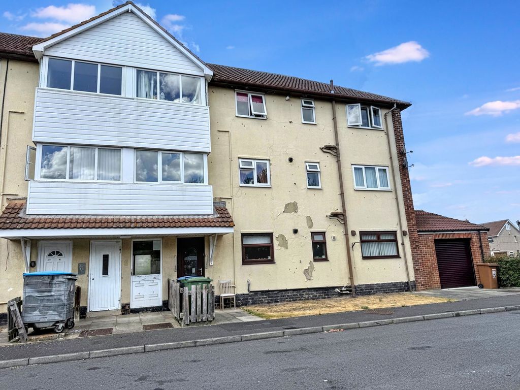 Property photo 2 of 3