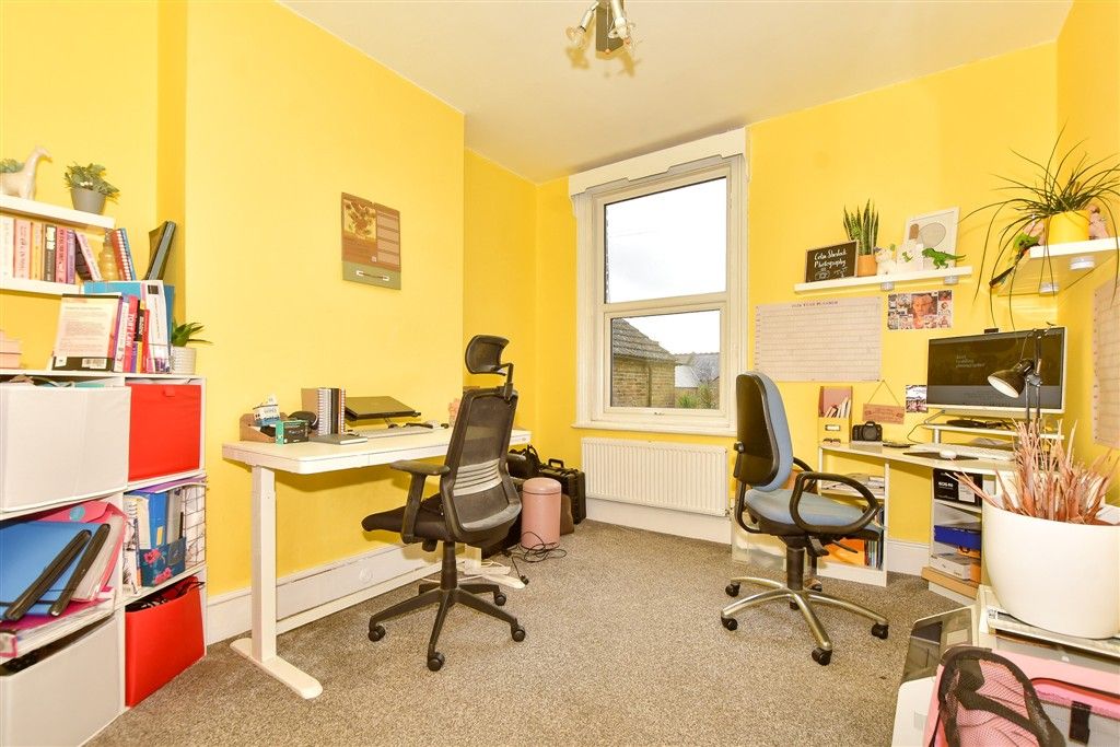 Property photo 3 of 11 Bedroom 2