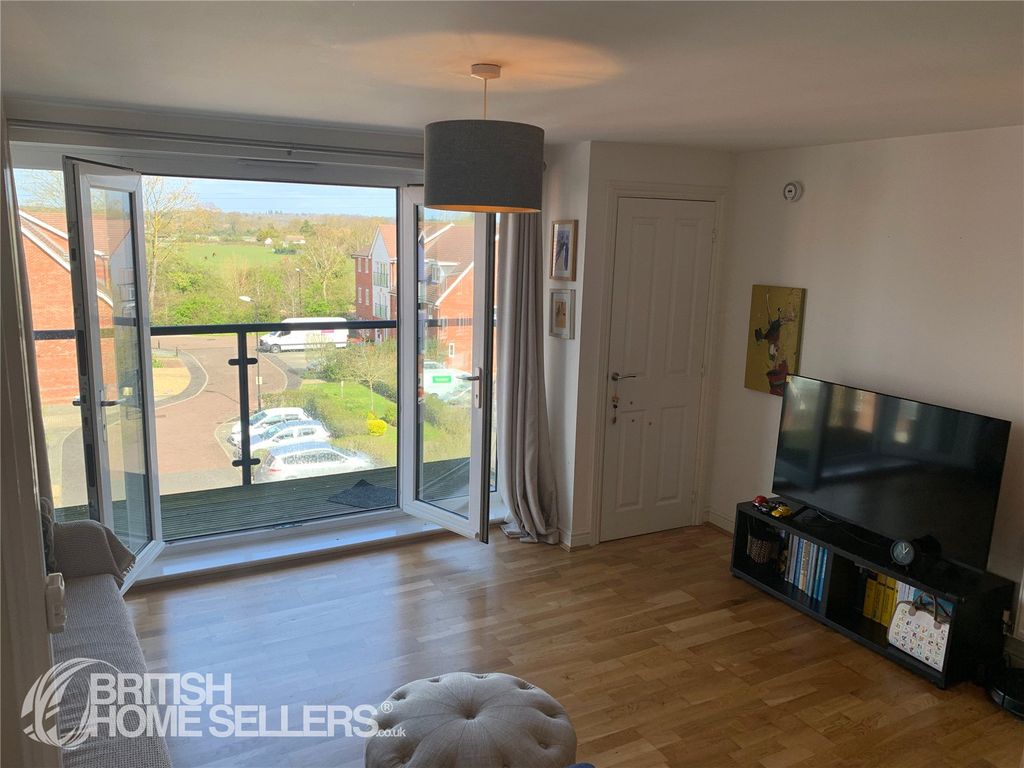 Property photo 2 of 11 Picture No. 19