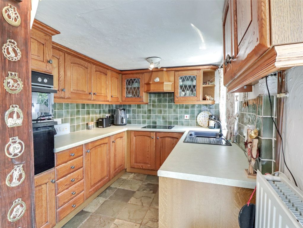 Property photo 2 of 15 Picture No. 29