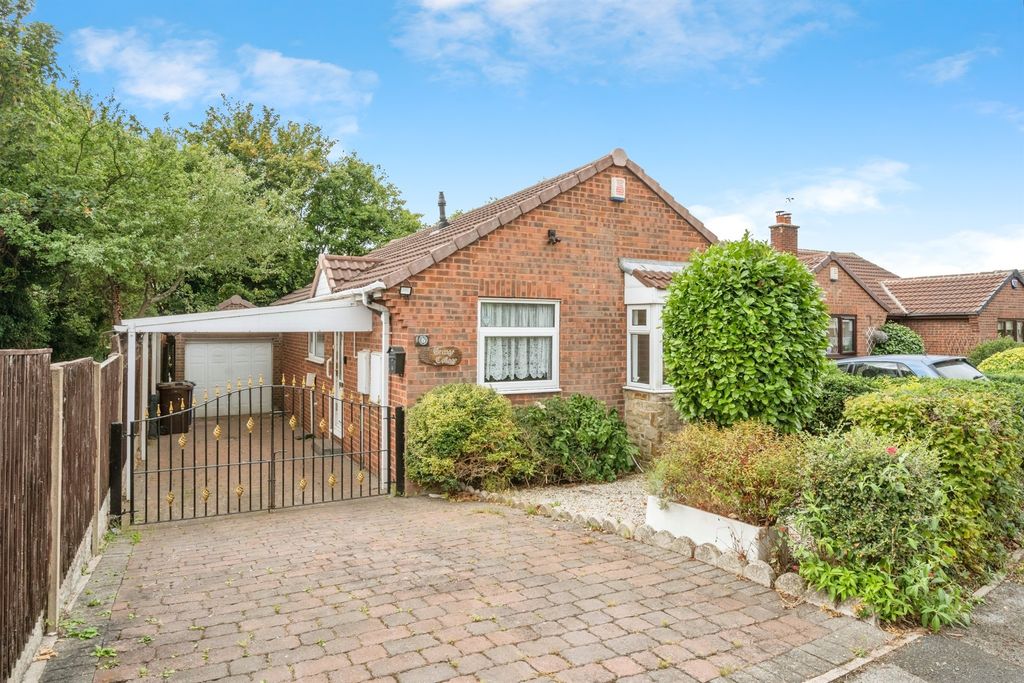 Property photo 1 of 17