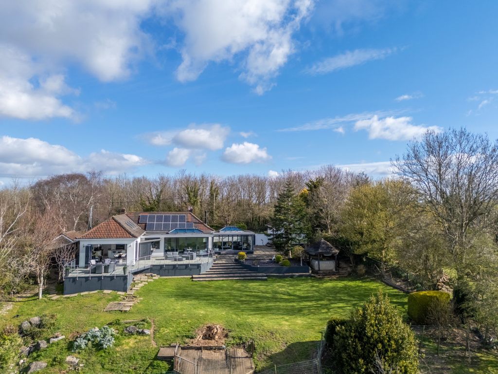 Property photo 1 of 39