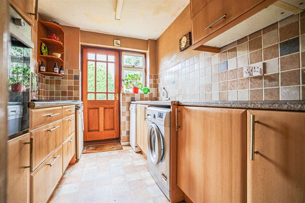 Property photo 2 of 24 980A7503-1.Png