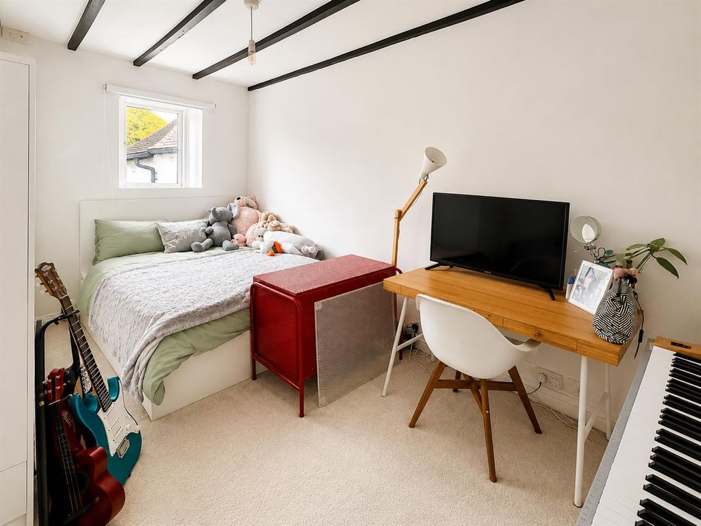 Property photo 3 of 10 Aac1d3B4-B08d-4Aed-Af25-d5A2E0676972.Png