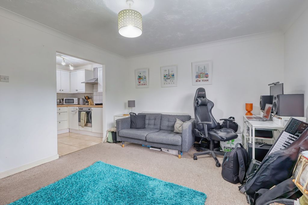 Property photo 3 of 8 Picture No. 06