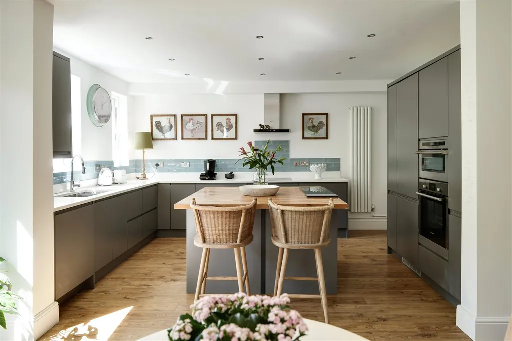House in Bristol, Cotham - View 3