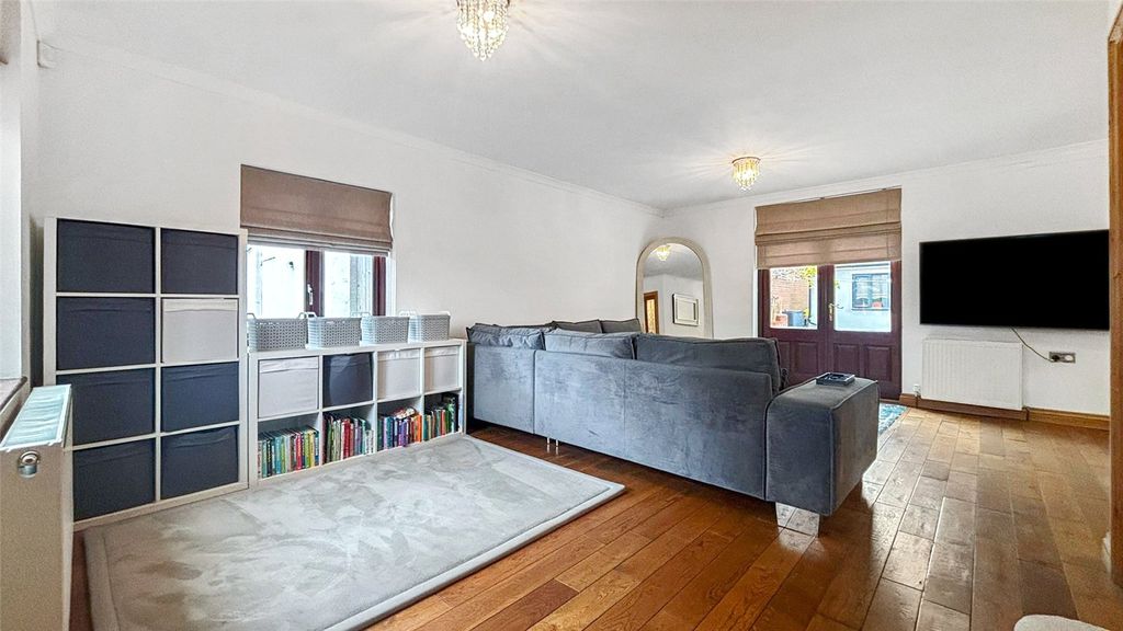 Property photo 3 of 17 Reception Room