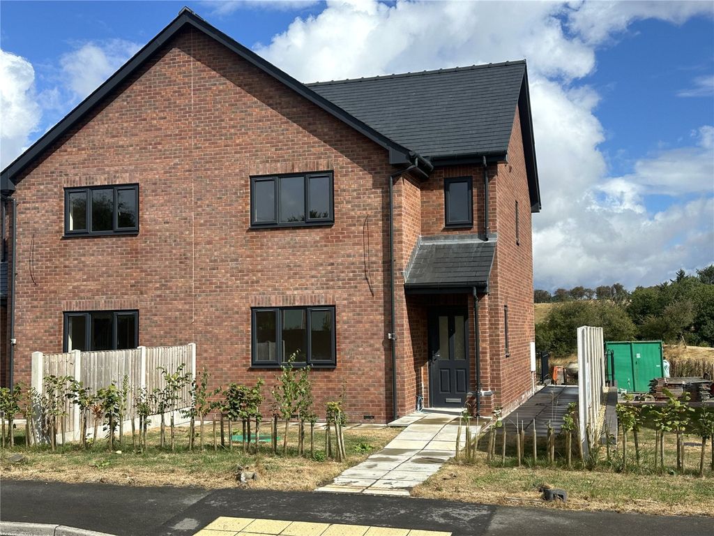 Property photo 1 of 13 Picture No. 11