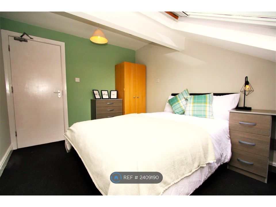 Property photo 1 of 14 Room 9-1
