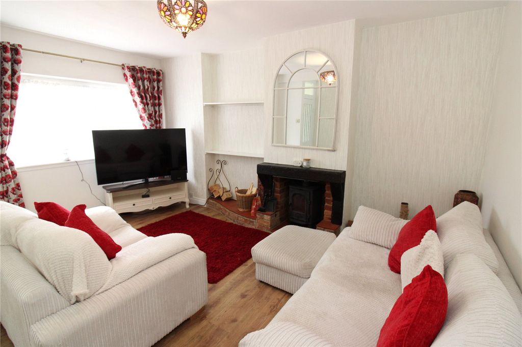 Property photo 2 of 16 Picture No. 01