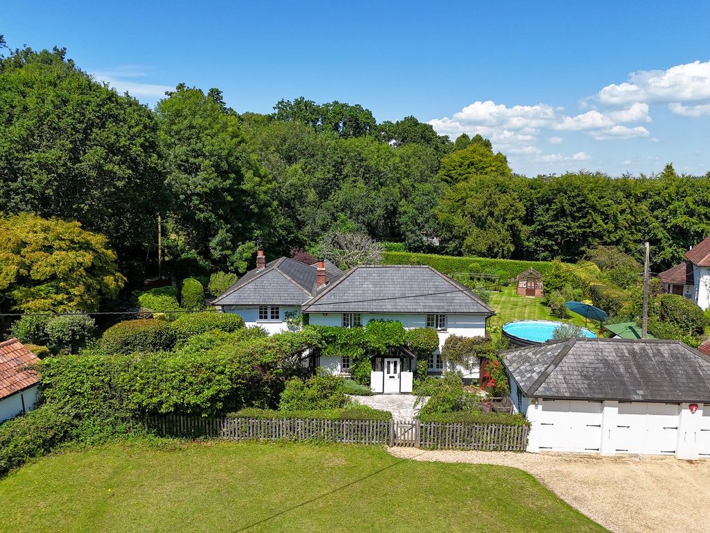 Property photo 1 of 22