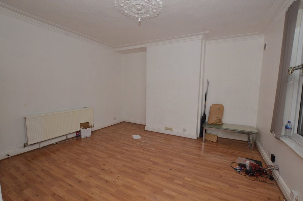 Property photo 2 of 6 Picture No. 02