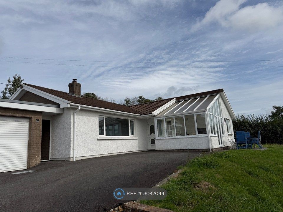 Property photo 1 of 10 Front Outside House